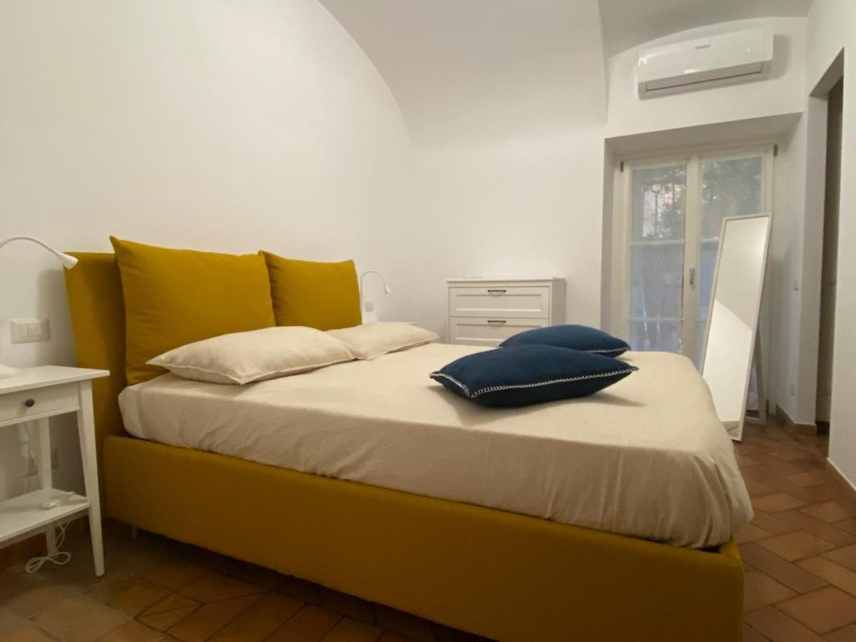 Garden Apartment Rom